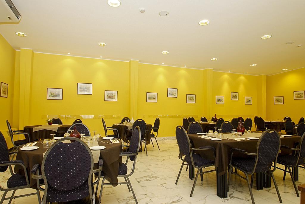 Mediterraneo Hotel 3*